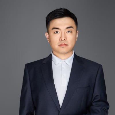 史真伟
